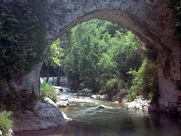 Cilento laurino ponte medievale