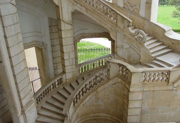 scala-certosa-di-padula